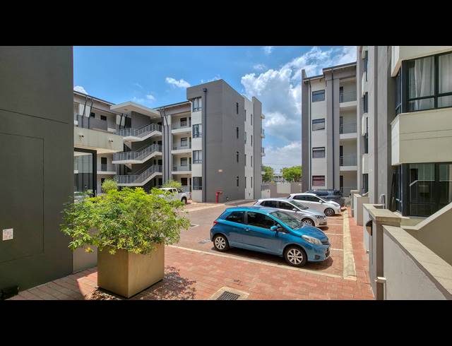 2 BEDROOM APARTMENT FOR SALE IN RIVONIA
